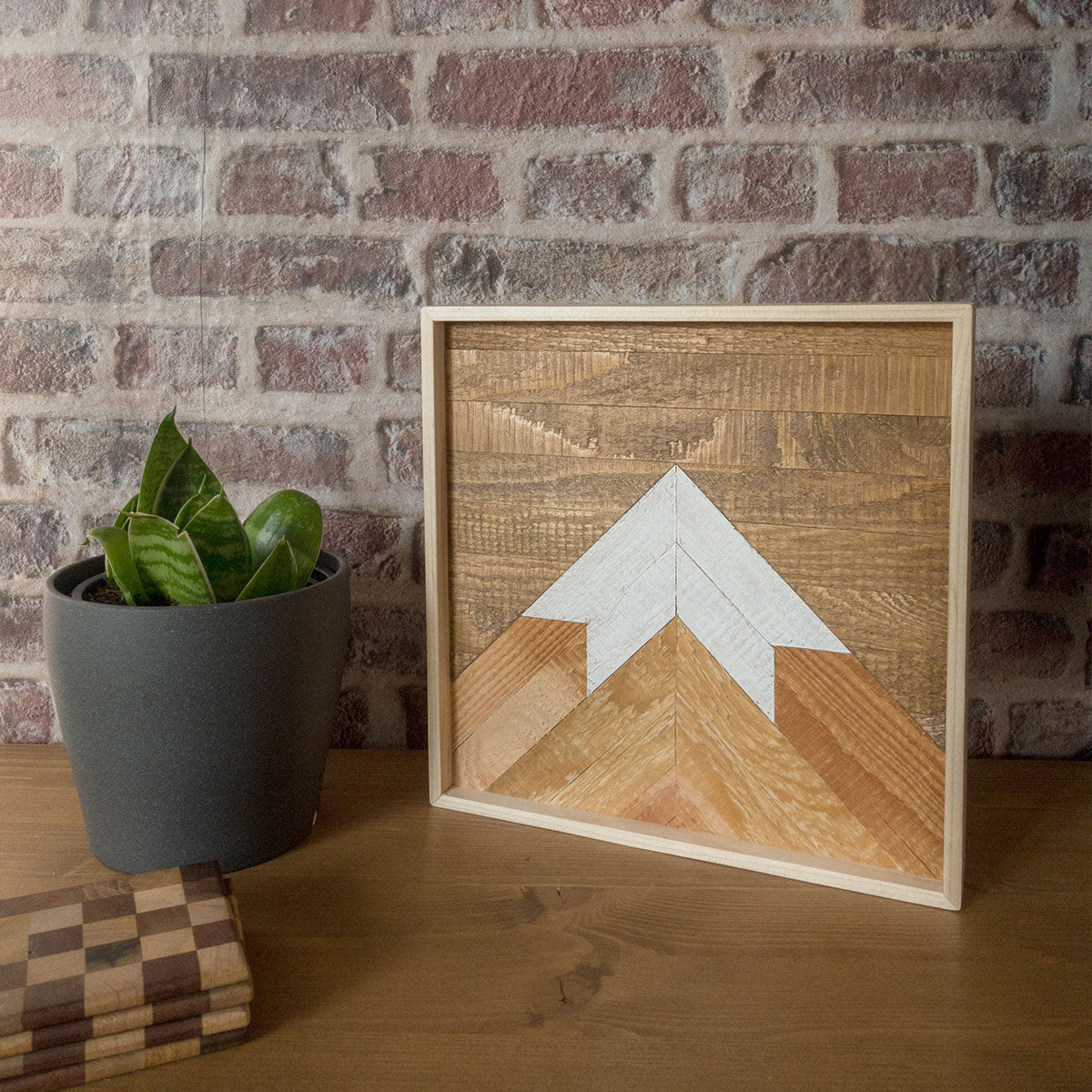 Bergmotiv aus Altholz - 20x20cm