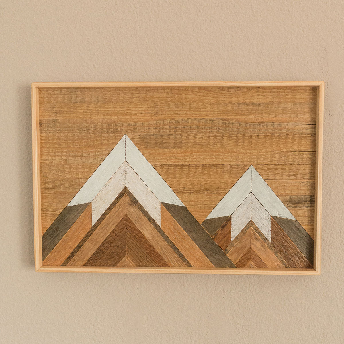 Bergmotiv aus Altholz - 30x60cm